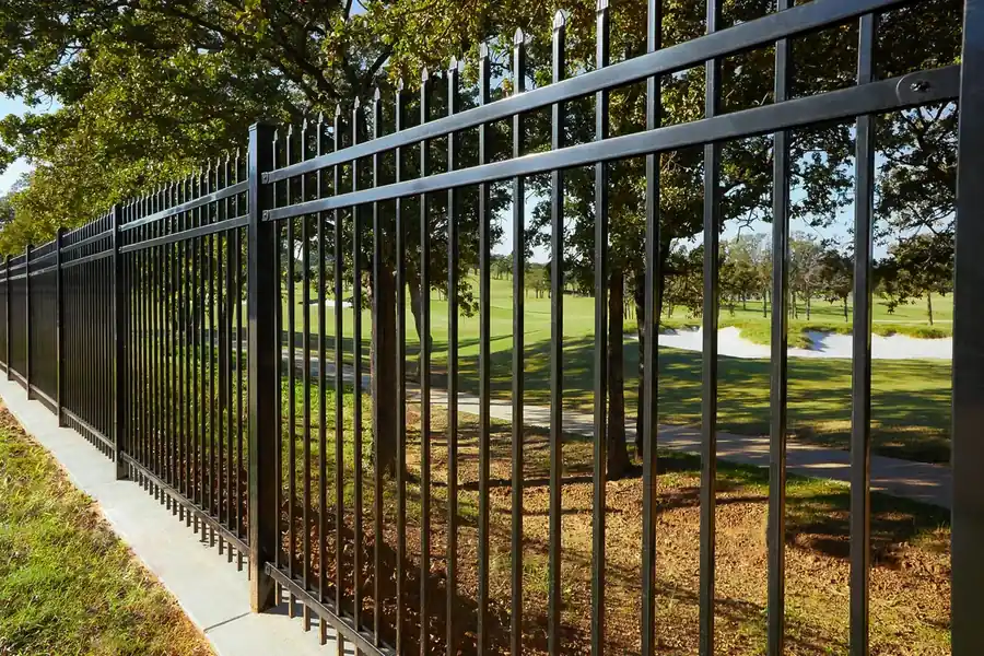 Expert commercial fence craftsmanship Houston TX by Griffin Fence